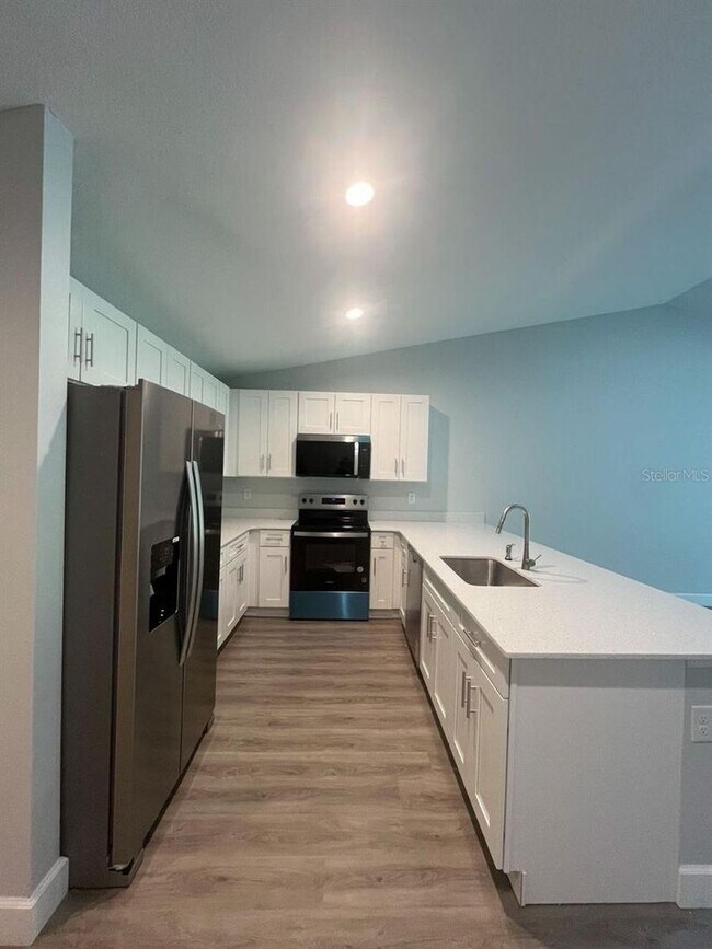 10467 Port Everglades St in Port Charlotte, FL - Building Photo - Building Photo