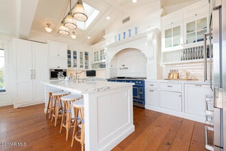 33410 CA-1 in Malibu, CA - Building Photo - Building Photo