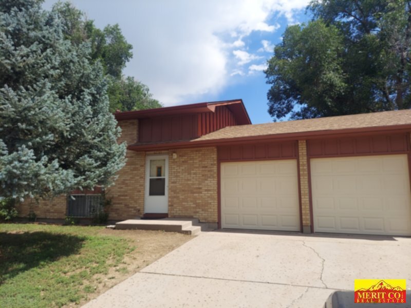 6735 Metropolitan St in Colorado Springs, CO - Building Photo