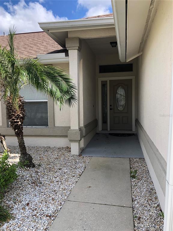 4835 Mill Run Dr in New Port Richey, FL - Building Photo - Building Photo
