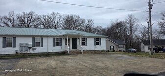 67 Wedgewood Ct, Unit 67 Wedgewood Court in McMinnville, TN - Building Photo
