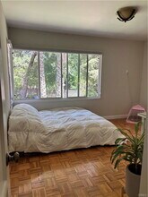 4720 Orange Knoll Ave in La Canada Flintridge, CA - Building Photo - Building Photo