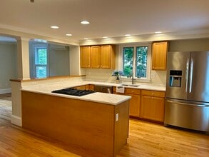 19 Davis Ct in Concord, MA - Building Photo - Building Photo