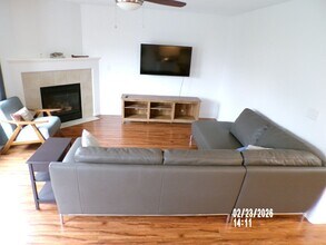 3046 SE Sternwheeler Dr in Corvallis, OR - Building Photo - Building Photo