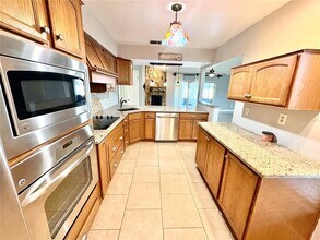 4905 Boynton Ct in Tampa, FL - Building Photo - Building Photo