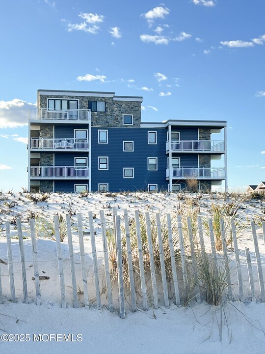 1 21st Ave in Seaside Park, NJ - Building Photo