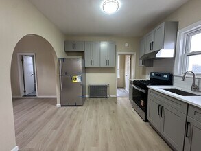 618 Carlock Ave in Perth Amboy, NJ - Building Photo - Building Photo