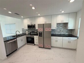 1805 Orange Blvd Way in Palm Harbor, FL - Building Photo - Building Photo