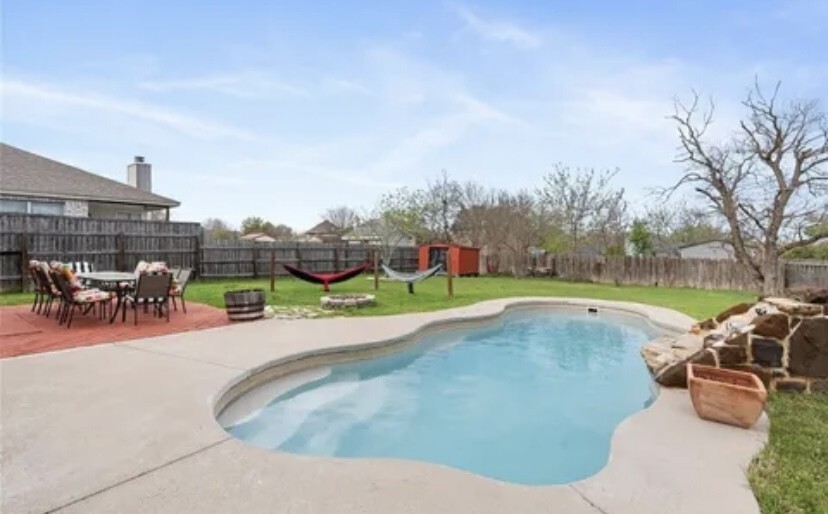 1014 Prairie Ridge Trl in Pflugerville, TX - Building Photo