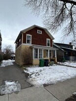 210 S Black Ave in Bozeman, MT - Building Photo