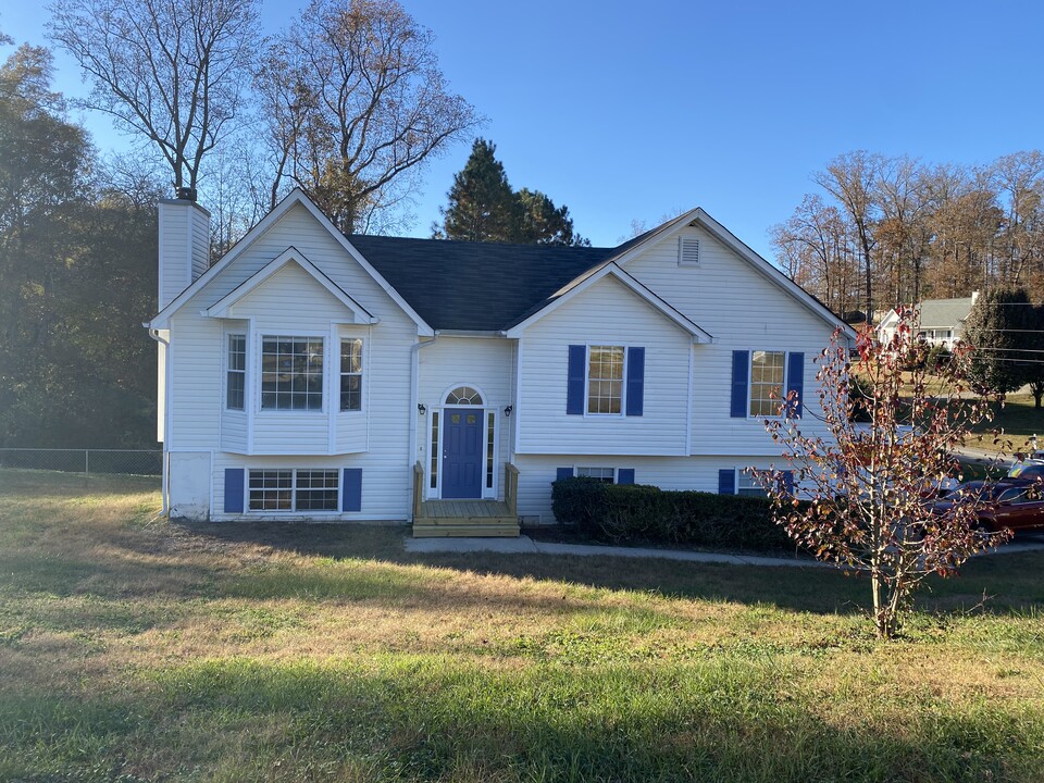 132 Mayfield Ct in Hiram, GA - Building Photo