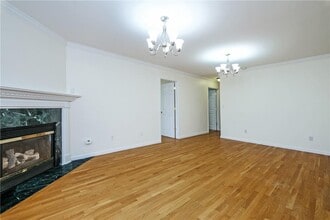 149 Montgomery Ave in Scarsdale, NY - Foto de edificio - Building Photo