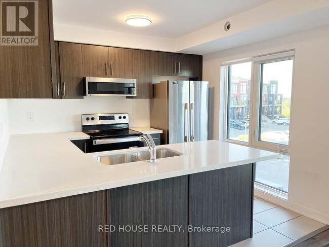 175 Veterans Drive in Brampton, ON - Building Photo - Building Photo