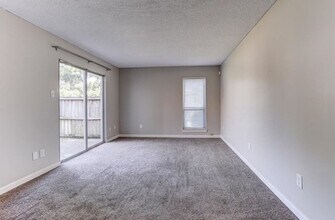 6723 Majestic Oak Pl in Memphis, TN - Building Photo - Building Photo