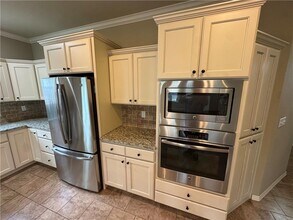 626 N Tennyson Ln in Fayetteville, AR - Building Photo - Building Photo