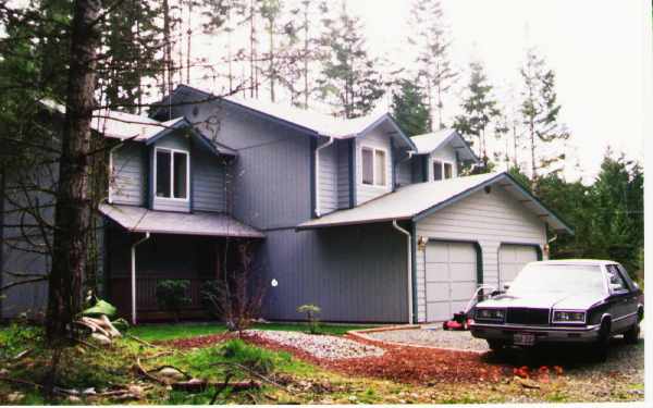 6608-6610 205th St E in Orting, WA - Building Photo