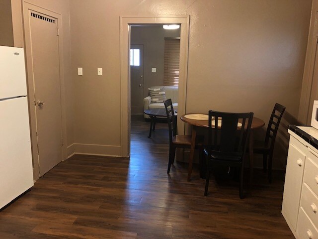 408 W Luckey St in Carlsbad, NM - Building Photo - Building Photo