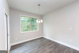 207 Jonquil Spring Rd in Woodstock, GA - Foto de edificio - Building Photo