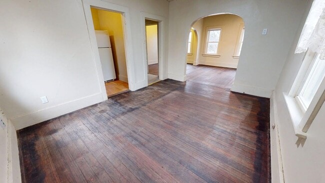 921 Douglas Ave in Ames, IA - Building Photo - Building Photo