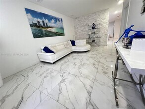 748 NE 34th Ave in Homestead, FL - Building Photo - Building Photo