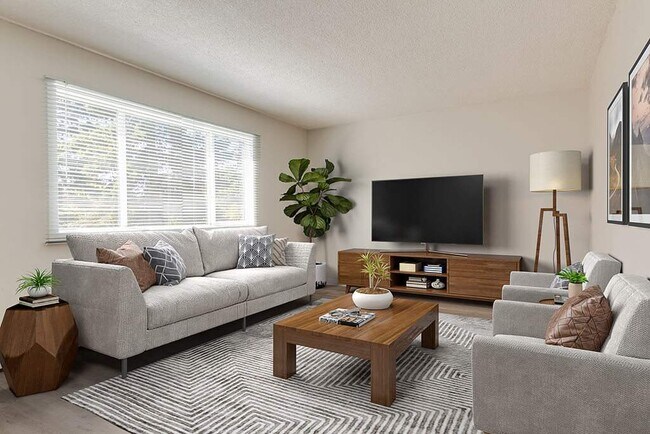 Ray Manor in Edmonton, AB - Building Photo - Building Photo