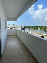 4101 Indian Creek Dr in Miami Beach, FL - Foto de edificio - Building Photo