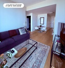 250 Ashland Pl in Brooklyn, NY - Building Photo - Building Photo