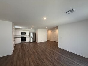 3381 N Yavapai St in Kingman, AZ - Building Photo - Building Photo