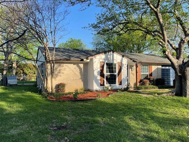 property at 712 SW Sunnybrook Dr