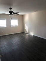 4591 Apricot Rd, Unit Studio in Simi Valley, CA - Building Photo
