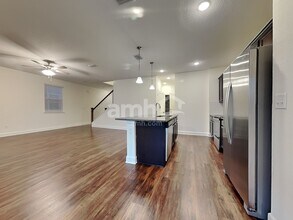 962 Tan Tara Trl in Jacksonville, FL - Foto de edificio - Building Photo