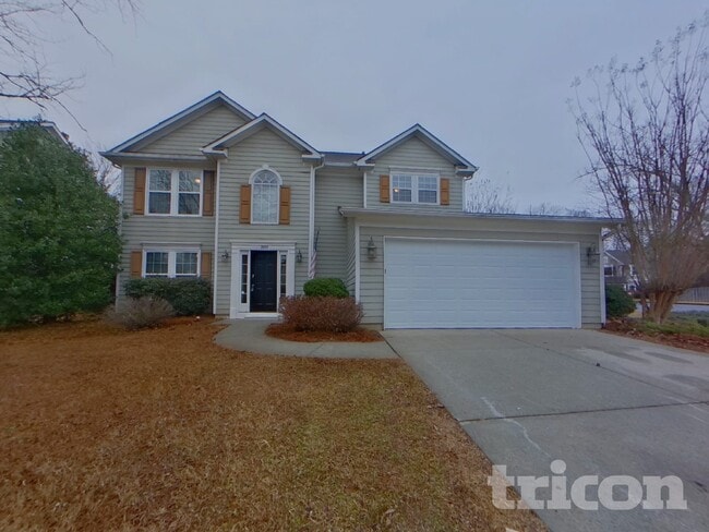 property at 2440 Lunetta Ln