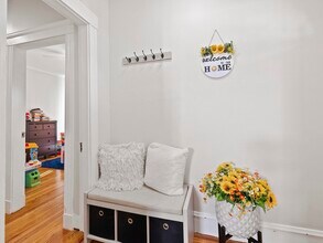 8 Edgemere Rd in Lynn, MA - Building Photo - Building Photo