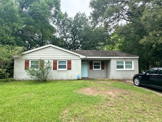 property at 4077 S Lancewood Dr