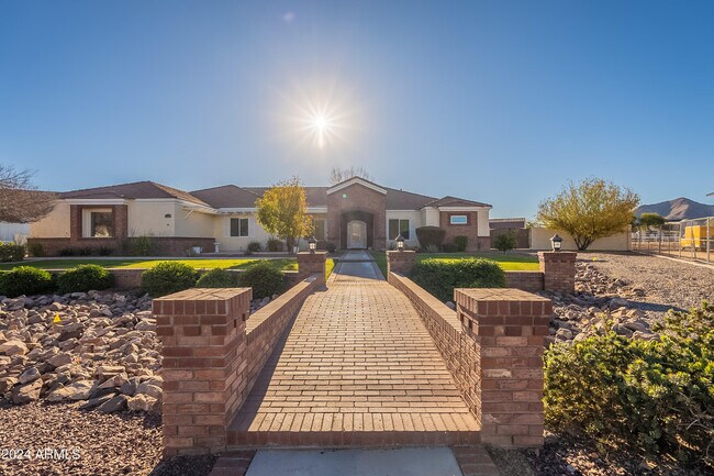 21391 E Orchard Ln in Queen Creek, AZ - Building Photo - Building Photo
