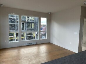 629 Speed Av in Victoria, BC - Building Photo - Building Photo