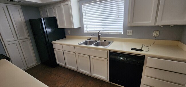 3031 N Civic Center Plz, Unit #109 in Scottsdale, AZ - Foto de edificio - Building Photo