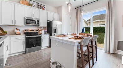 20807 W Indian School Rd, Unit 2 in Buckeye, AZ - Building Photo - Building Photo