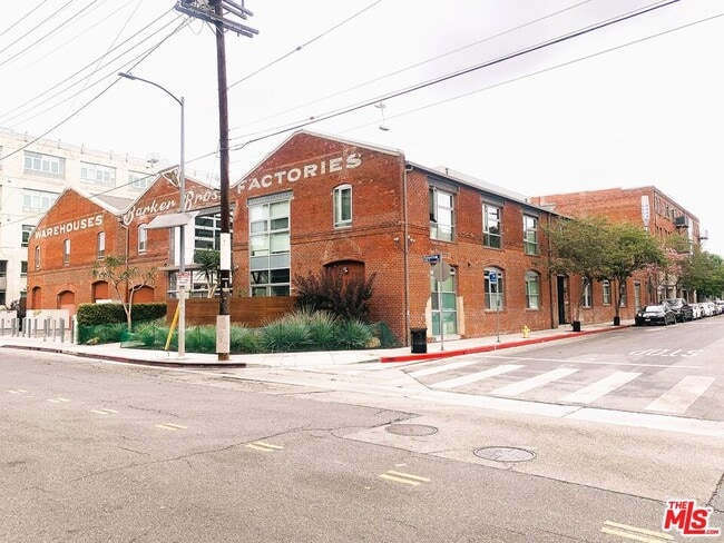property at 527 Molino St