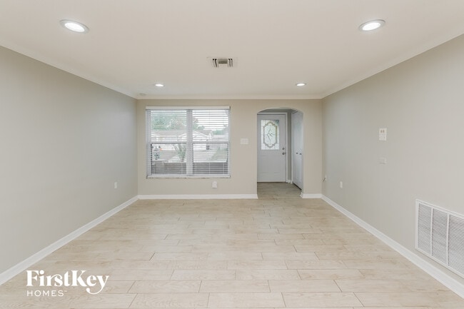 9021 St Clair Ln in Port Richey, FL - Building Photo - Building Photo