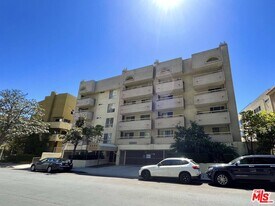 10960 Ashton Ave in Los Angeles, CA - Building Photo