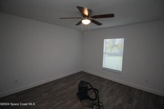 931 Hutchins St SE in Palm Bay, FL - Building Photo - Building Photo