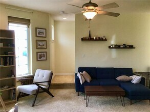 964 W Ocean View Ave in Norfolk, VA - Building Photo - Building Photo