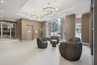 28 Widmer St in Toronto, ON - Building Photo - Building Photo