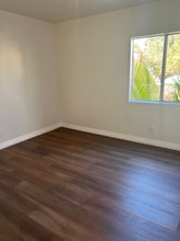2749 Orchard Pl, Unit C in South Gate, CA - Foto de edificio - Building Photo