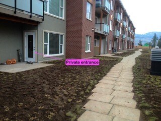 975 Academy Way in Kelowna, BC - Building Photo