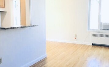 150 Beaconsfield Rd in Brookline, MA - Building Photo - Building Photo