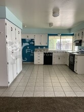 835 Columbia Ave in Merced, CA - Building Photo - Building Photo