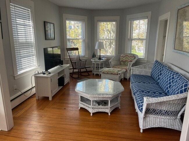 31 Bridge St in Dartmouth, MA - Building Photo - Building Photo