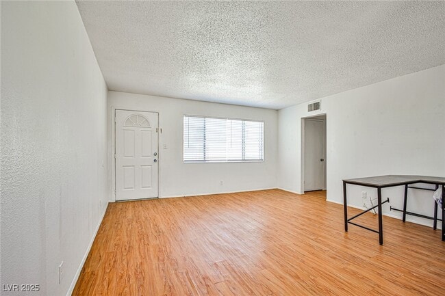 property at 5816 Bromley Ave